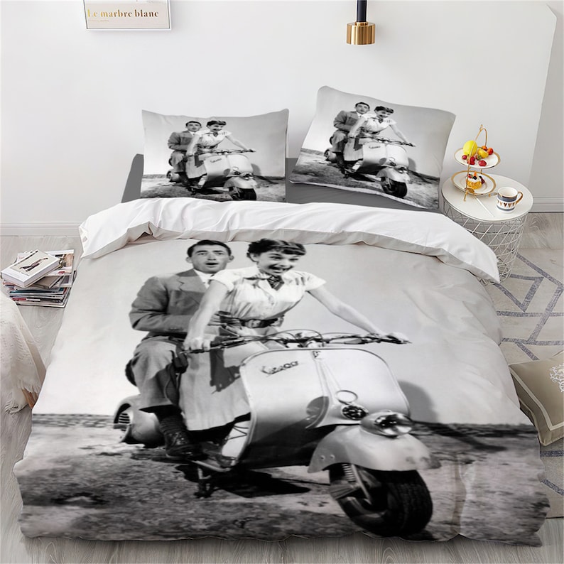roman holiday printing three piece bedding set comfortable and fashionable childrens adult set quilt cover pillow cover bedding set gift 2013 fsgmm